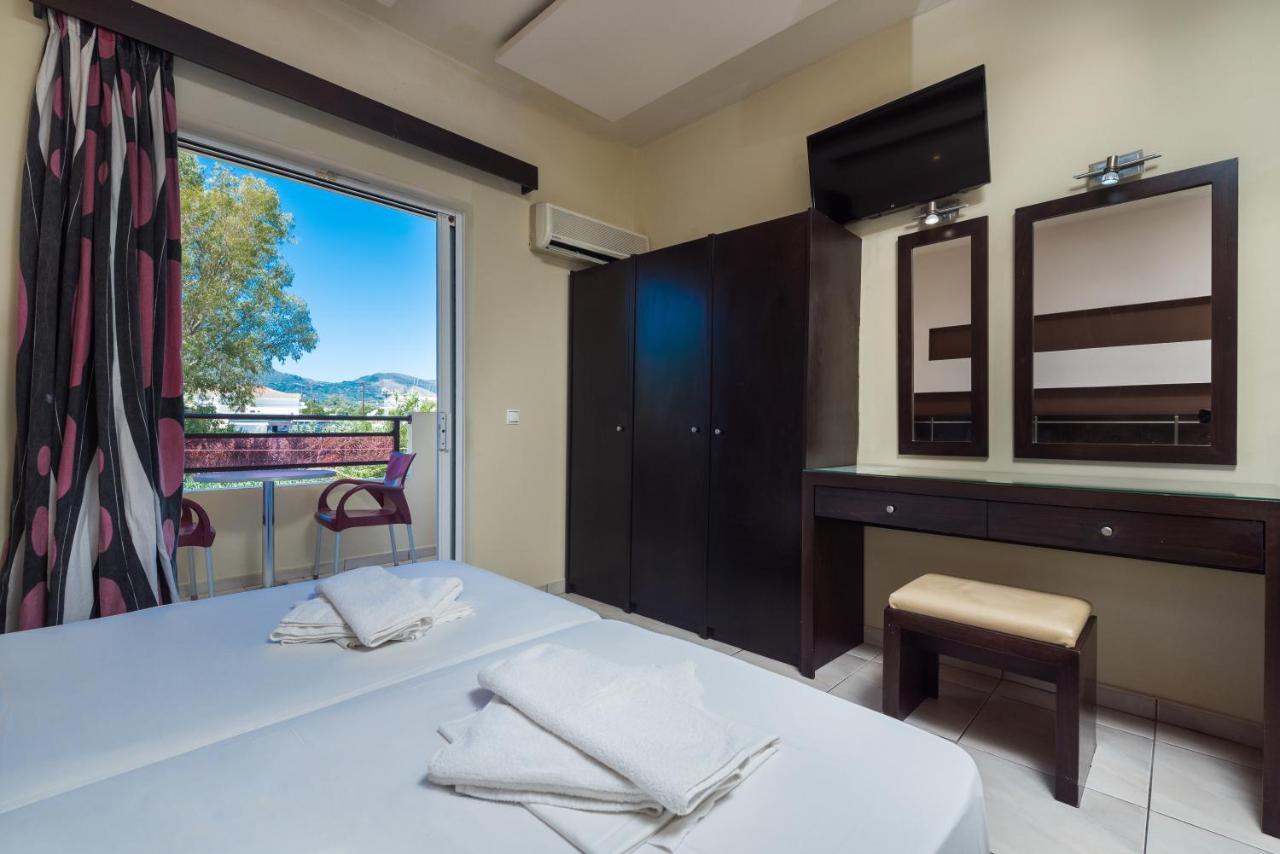 Canadian 3* Laganas