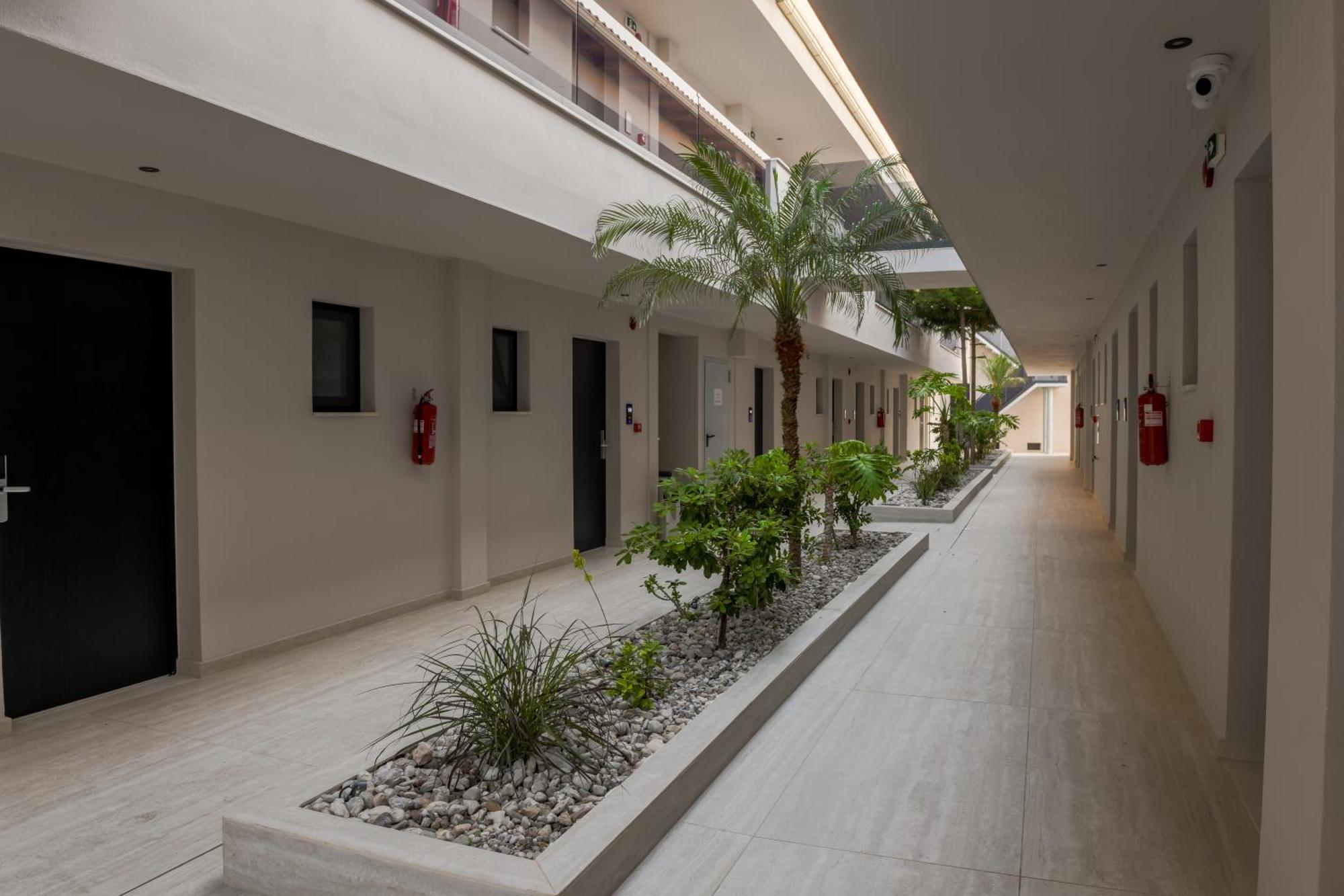 Hotel Canadian 3*